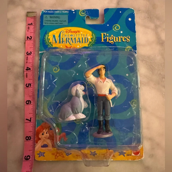 The Little Mermaid Prince Eric and Max Figurine New in Box - Picture 4 of 4